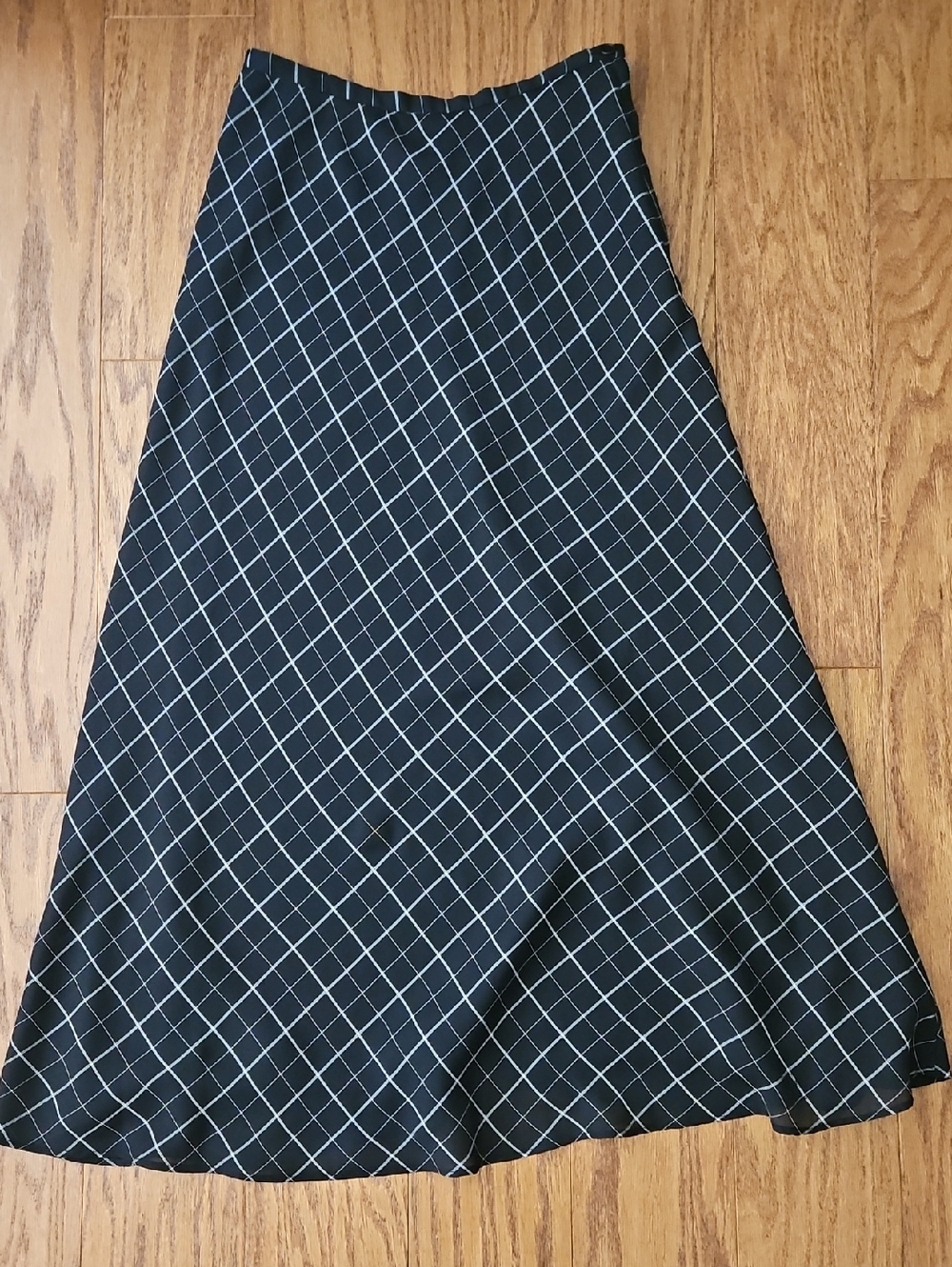 Ann Taylor Fit and Flare Windowpane Midi Skirt 6